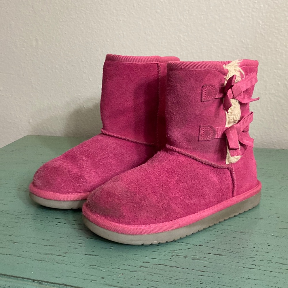 Little girl Kolaburra UGG boots